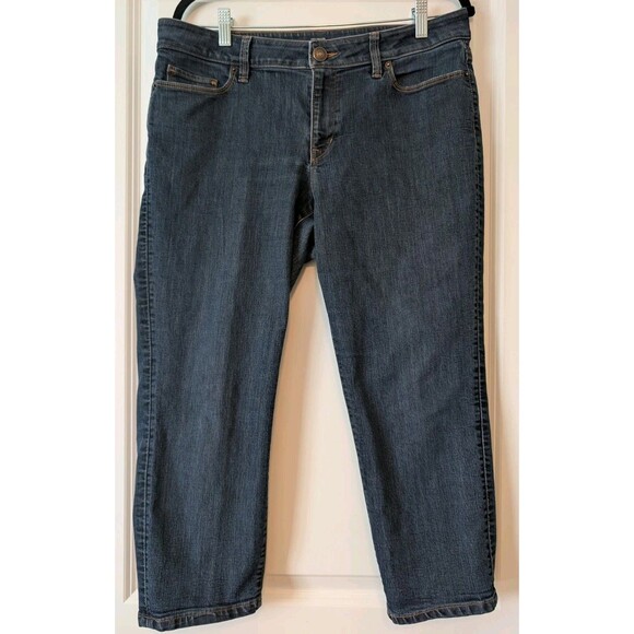 LOFT Denim - Ann Taylor LOFT Women's Size 31/12 Mid Rise Curvy Crop Medium Wash Jeans